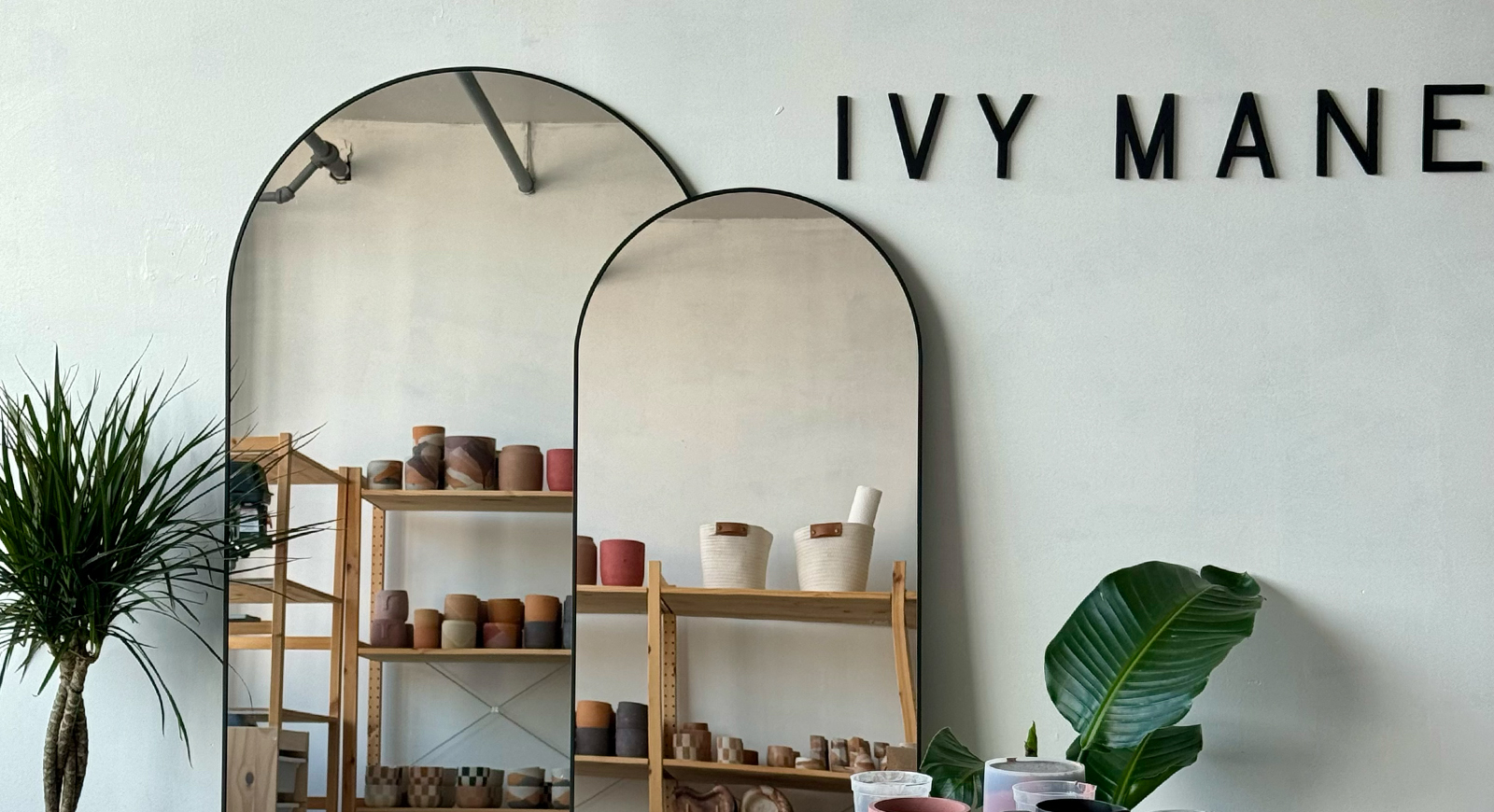 Inside of Ivy Mane Studio - Name on the wall