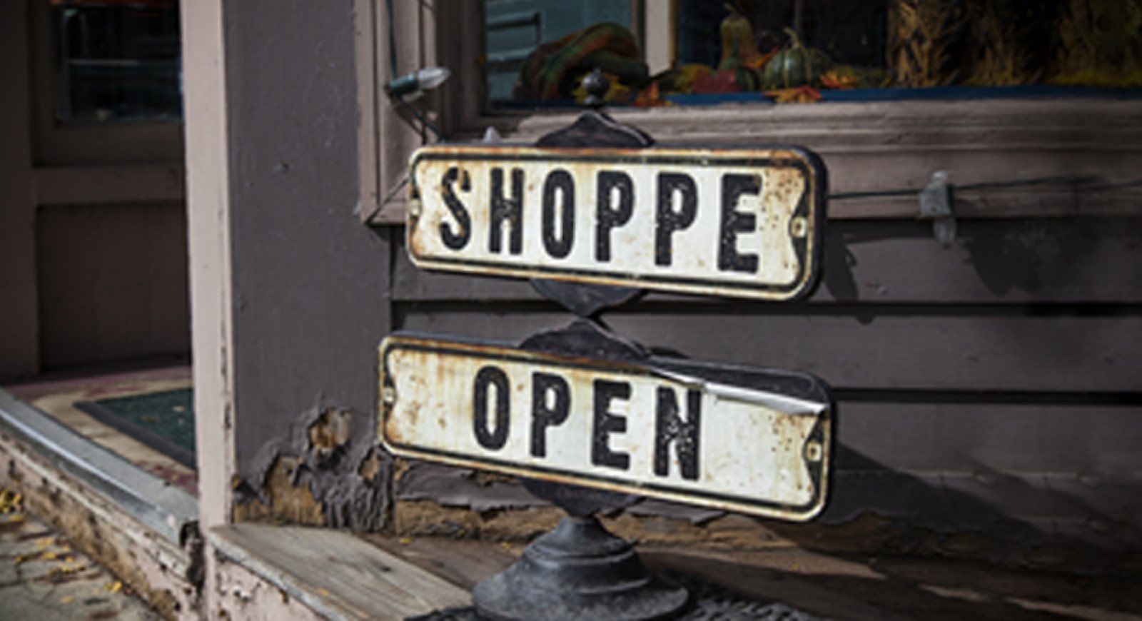 The Clover Gift Shop signs