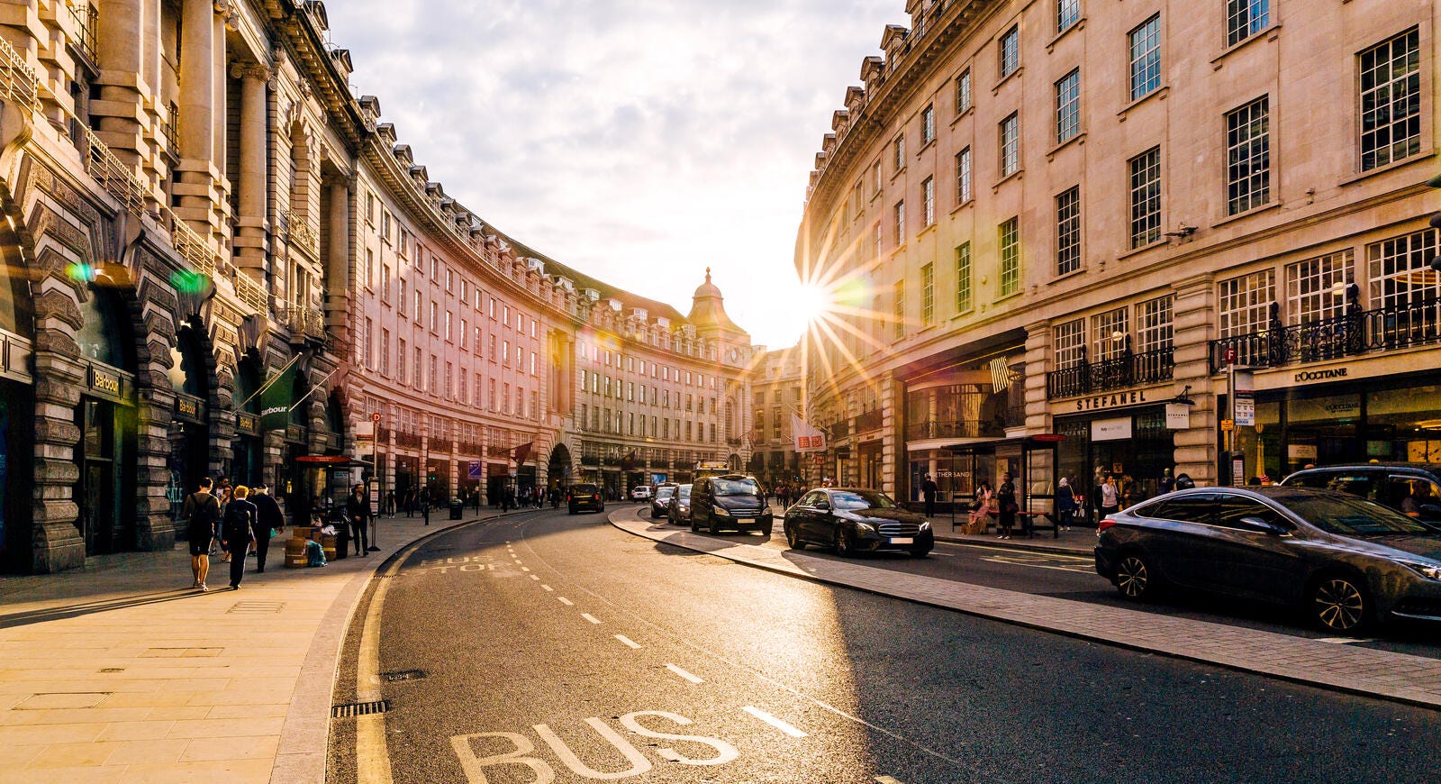 regent-street-at-sunset-london-england-uk